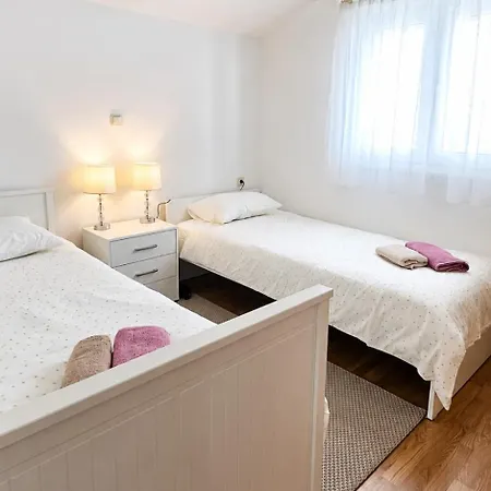 Vila Starlight Okrug Panoramic Sea View & Jacuzzi *